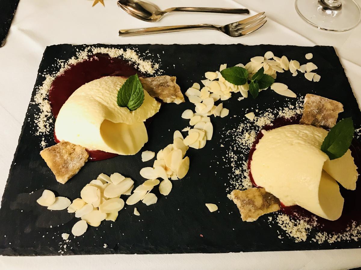 שוורצהיידה Lukas Restaurant Hotel Lounge Bar מראה חיצוני תמונה